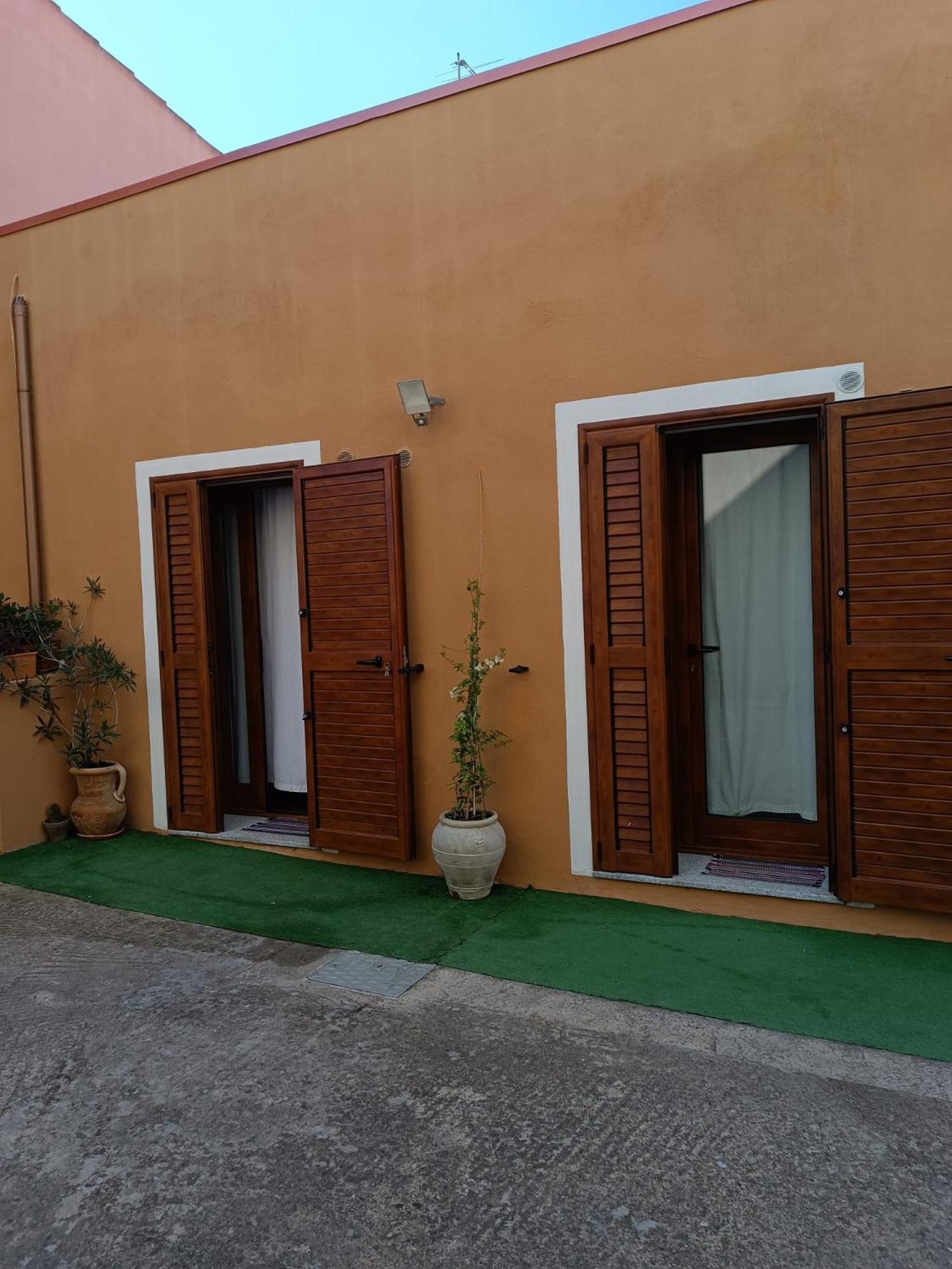 B&B Beranu Villasimius Ngoại thất bức ảnh